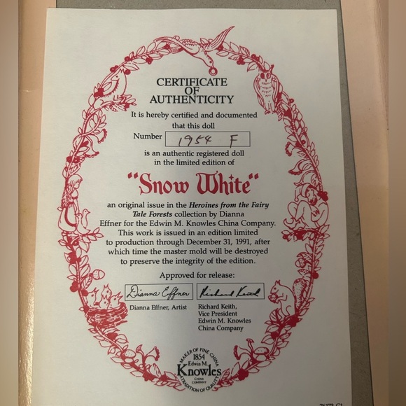 Knowles Snow White Certificate with Red Design! - Picture 2 of 4